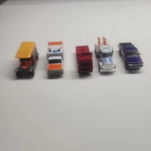 Lotto di 5 auto vintage Matchbox, anni 70 e 80 - Foto 1 di 12