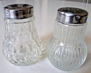 2 Stück Salz und Pfeffer Streuer aus Glas mit Edelstahlverschluss auch einzeln - Bild 1 von 4