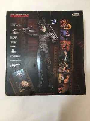 New 2000 King Kong Figure McFarlane Feature Film Box Set Movie Maniacs - Image 1 of 4