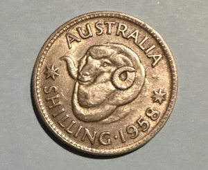 1958 AUSTRALIAN SILVER SHILLING QUEEN ELIZ II - Picture 1 of 2