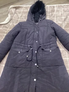 GUESS Parka Coat  Women’s size small see pit to pit pictures - Picture 1 of 4