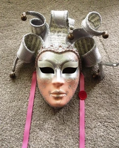 Auténtica máscara de pared decorativa veneciana de carnaval de bufón. Hecho en Italia - Imagen 1 de 6