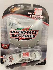 2005 Bobby Labonte #18 Interstate Batteries Test Car Winner's Circle 1:64 - Picture 1 of 4