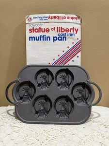 VTg Rowoco Statue Of Liberty Cast Iron Baking Pan - Picture 1 of 7