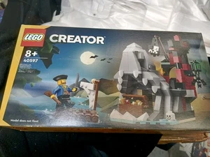 LEGO 40597 Scary Pirate Island NUEVO SELLADO ENVÍO RÁPIDO GRATIS REINO UNIDO  - Imagen 1 de 1