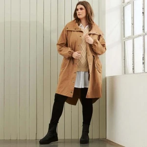 ZHENZI Jacke Übergangsjacke Gr 54 56 (XL) braun mit Druck - Bild 1 von 3