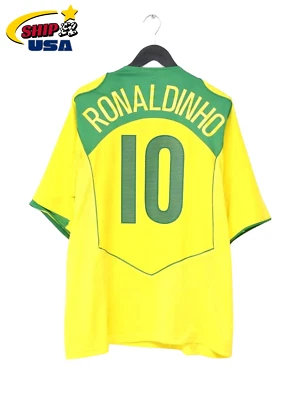 Camiseta local Ronaldinho Brasil 2004-06 Foto 1 de 4
