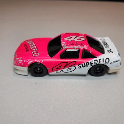 Vtg. Days of Thunder 1990 Cole Trickle #46 Pink Superflo Nascar 1/64 Applause  - Image 1 of 4