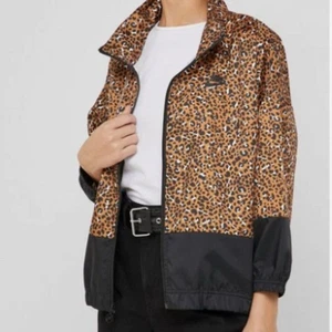 Nike Women’s Leopard Print Windbreaker Jacket XS Animal Print Full Zip Black  - Picture 1 of 4