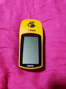 Garmin Etrex Yellow Black 12-Channels 2.6" Display Handheld Hiking GPS Navigator - Picture 1 of 18