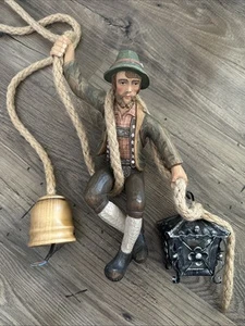 Arrampicatore bavarese vintage in legno intagliato a mano con lanterna/corda illuminata - Foto 1 di 11