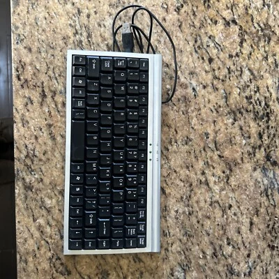 Gear Head KB1500U Wired Mini-Keyboard - barely used - Image 1 of 2