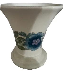 Wedgwood Clementine Posey Pot Made In England Bone China 3.5"t x 3.5"w, Vase - Picture 1 of 5