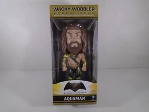 FUNKO--BATMAN V SUPERMAN--AQUAMAN WACKY WOBBLER BOBBLEHEAD (NUEVO) - Imagen 1 de 7