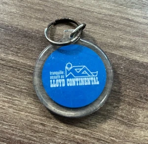 Lloyd Continental Keychain Vintage Insurance Promotional Collectible France - Picture 1 of 3