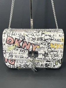NWOT - DKNY Cleo White Iconic Graffiti Bag + Dust Bag - Picture 1 of 12