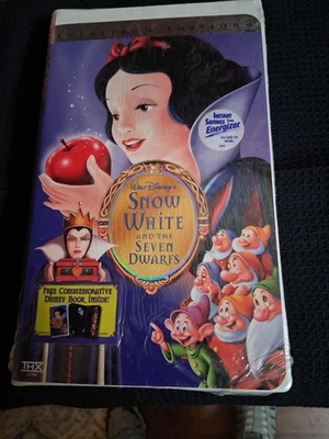 Snow White and the Seven Dwarfs VHS - Platinum Edition - NEW & SEALED Disney - Image 1 of 3