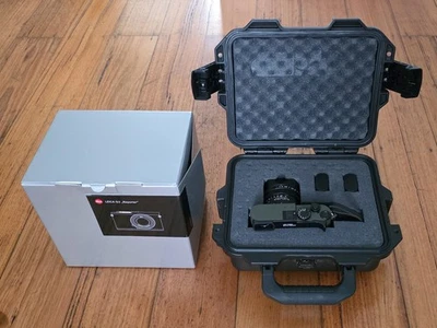 Leica Q2 Reporter con $1,750 AUD de accesorios, todo en muy buen estado. Foto 1 de 4