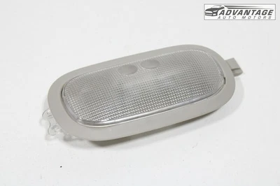 Hummer H3 2006-2010 techo trasero cúpula luz lectura mapa lámpara OEM Foto 1 de 4