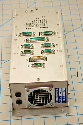 PDU / SISTEMA DE ANÁLISIS DE GAS EN MUY BUEN ESTADO / THERMOFISHER CIENTÍFICO Foto 1 de 4