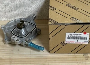 Genuine Toyota Lexus 29300-25012 Vacuum Pump Assembly - Bild 1 von 1
