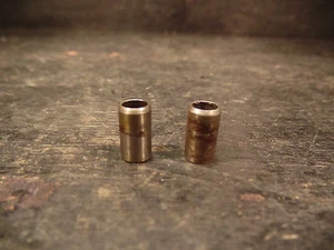 1980 KAWASAKI KL250A KL 250 A BRAKE SIDE SIDE COVER CASE PINS - Picture 1 of 2