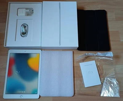 Apple iPad Air 2 64GB, WLAN, 24,64 cm, (9,7 Zoll) - Silber mit Verpackung - Bild 1 von 4