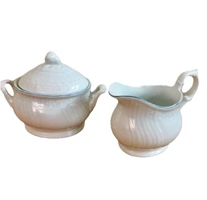 Mikasa Versailles Antik Grün 2er Set Milchkännchen & Zuckerkanne, 4,1/2" - Bild 1 von 12