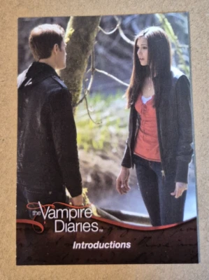 Tarjeta coleccionable The Vampire Diaries temporada uno #5 Cryptozoic 2011 "Introducciones" Foto 1 de 2