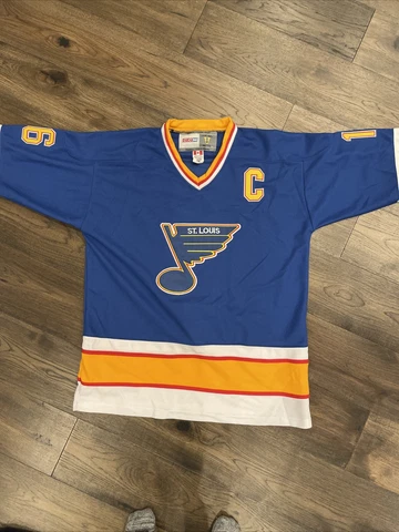 brett hull St. Louis blues hockey jersey throwback retro Cover