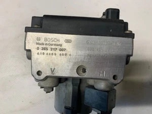 94 E320  Mercedes Benz abs pump A 0024319712J BOSCH 0265217007 OEM - Picture 1 of 5