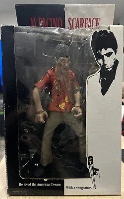 Scarface Tony Montana 2004 Mezco The Runner traje sangriento y jugador nuevo Foto 1 de 4