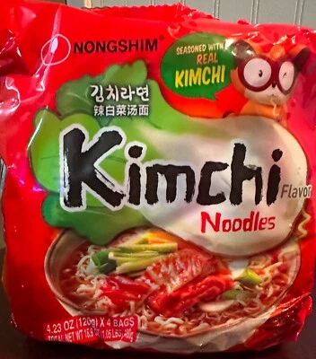 NONGSHIM Sopa Coreana Instantánea de Fideos Ramen con Kimchi de Col Real, Paquete de 4, 480 g Foto 1 de 4