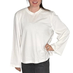 Camiseta deportiva COS clásica blanca manga campana para mujer talla mediana nueva con etiquetas clásica - Imagen 1 de 9
