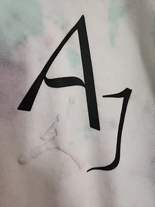 Size M Nike Jordan Sport DNA Mens Hoodie Tie-Dye Ocean Cube DM1410 530 - Picture 1 of 6