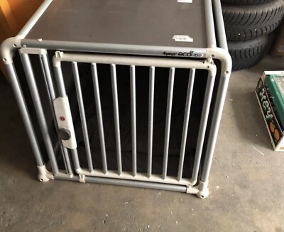 Hunde-Transportbox für Auto - Bild 1 von 3