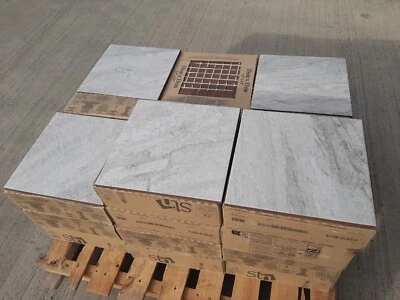 33x33 Silver Travertine Look 12mm Thick Strong Non-slip Ceramic Floor Tiles 30m2 - Image 1 of 4