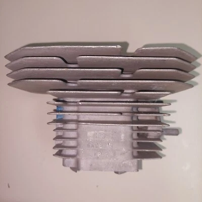 Vintage 1971 Arctic Cat EXT 290 Cylinder Kawasaki F/A mag RH side 3000-334 Foto 1 de 4