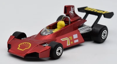 Matchbox Super Kings K72 Brabham BT44B rosso, driver giallo. Made in Bulgaria - Immagine 1 di 4