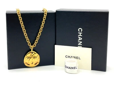 Auténtico collar grande ovalado colgante marca coco Chanel 94P con caja SK070108 Foto 1 de 4