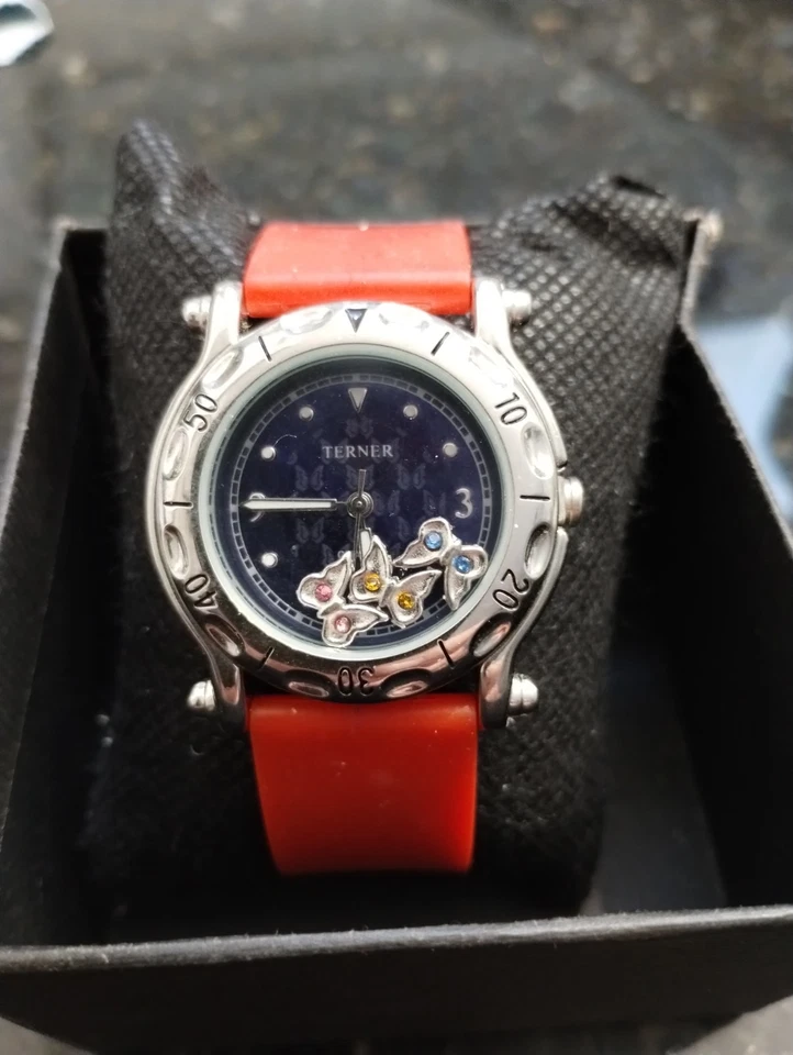 Relógio Borboleta Flutuante Feminino Bijoux Terner Nova Bateria Muito Rara Muito Bom! - Imagem 1 de 4