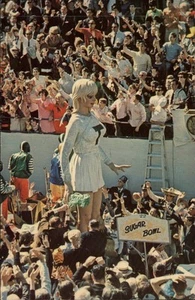 Nueva Orleans, LA Mardi Gras, Saludos por el Sugar Bowl, escena del desfile Louisiana - Imagen 1 de 2