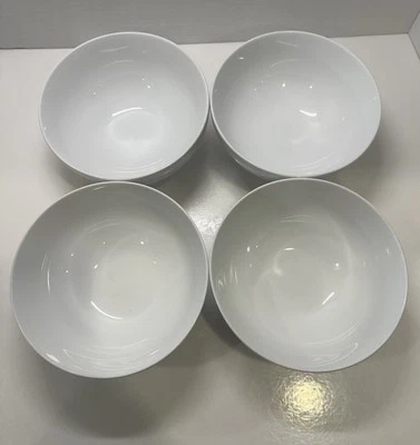 Juego de 4 tazones de sopa/cereal Crate & Barrel totalmente blancos de 6 1/4” - Hecho en Indonesia Foto 1 de 4