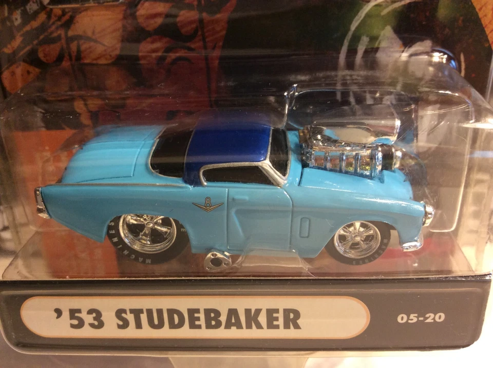 Muscle Machines 1953 Studebaker Coupe 53 Studebaker 1/64 die cast - - Image 1 of 3