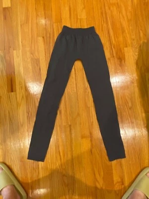 Leggings Nikibiki Gris Carbón Talla Única - 27" Entrepierna Usados Foto 1 de 4