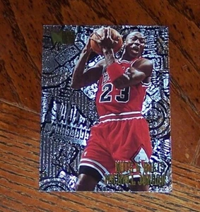 1995-96 Fleer Metal Nuts & Bolts Michael Jordan Chicago Bulls #212 - Picture 1 of 3