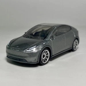 2020 Tesla Model Y Grey 1:64 Scale Diecast Diorama Car Multipack Exclusive ‘23 - Picture 1 of 10