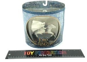 Jakks Pacific LOTR Warriors & Beasts PIPPIN In ARMOR W/ GANDALF On SHADOWFAX - Picture 1 of 5