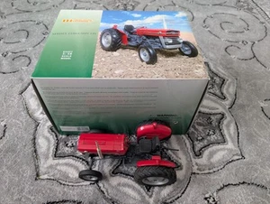 Massey Ferguson 135 Universal Hobbies Exact 1:16 Scale Model Red Boxed. Read - Picture 1 of 7