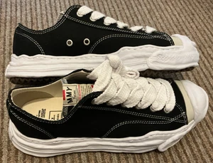 MMY Hank Low-top Sneaker OG Sole Canvas Maison MIHARA YASUHIRO Size EU 44 Black - Picture 1 of 10